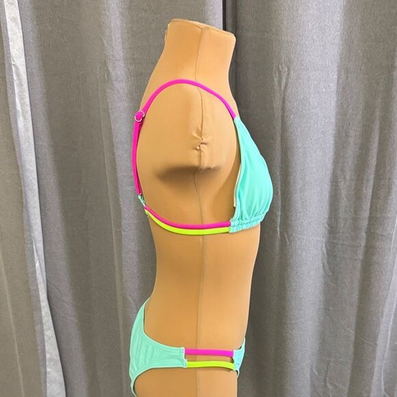 CUPSHE Aqua and Pink Bikini Set - Picture 11 of 14